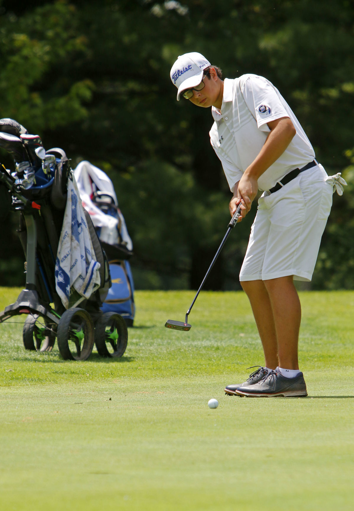 Boys golf regional